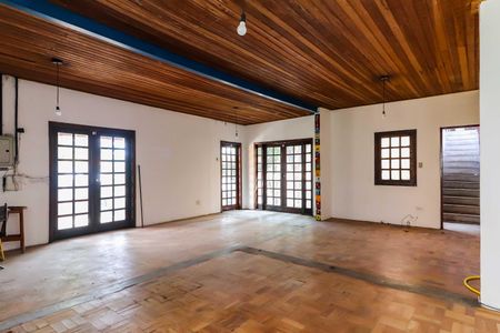 Casa à venda com 380m², 8 quartos e 2 vagasCasa 2 - Sala