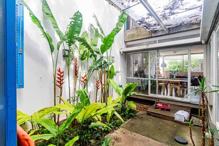 Casa 1 - Varanda Sala de casa à venda com 8 quartos, 380m² em Vila Pirajussara, São Paulo