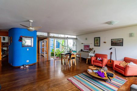 Sala de casa à venda com 2 quartos, 550m² em Vila Pirajussara, São Paulo