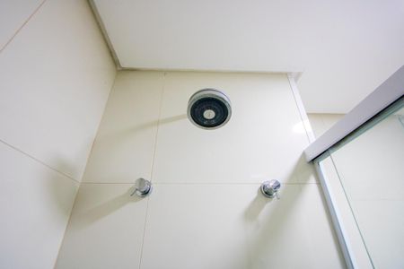 Apartamento à venda com 109m², 2 quartos e 2 vagasBanheiro do quarto 2