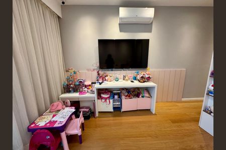 Apartamento para alugar com 306m², 4 quartos e 4 vagas