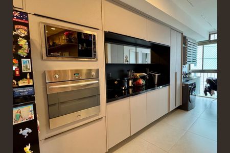Apartamento para alugar com 306m², 4 quartos e 4 vagas