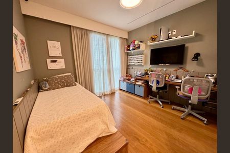 Apartamento para alugar com 306m², 4 quartos e 4 vagas