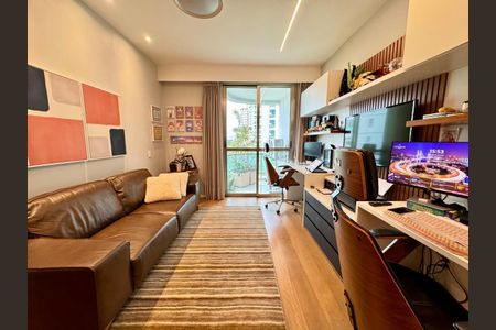 Apartamento para alugar com 306m², 4 quartos e 4 vagas