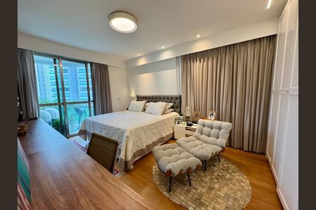 Apartamento para alugar com 306m², 4 quartos e 4 vagas