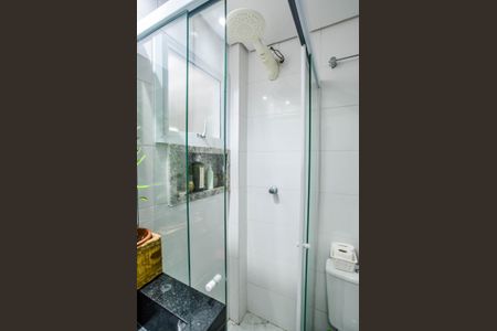 Apartamento para alugar com 55m², 2 quartos e 1 vagaBanheiro Social