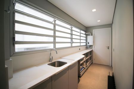 Apartamento à venda com 182m², 3 quartos e 1 vaga Apartamento à venda com 182m², 3 quartos e 1 vagaÁrea de Serviço