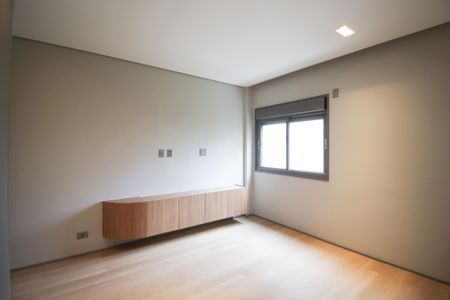 Apartamento à venda com 182m², 3 quartos e 1 vaga Apartamento à venda com 182m², 3 quartos e 1 vagaSuíte 1