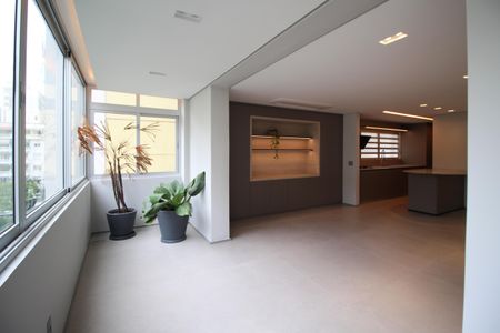 Apartamento à venda com 182m², 3 quartos e 1 vaga Apartamento à venda com 182m², 3 quartos e 1 vagaSala