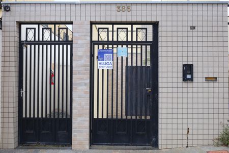 Apartamento para alugar com 30m², 1 quarto e sem vagaPlaca instalada no portão do imóvel - Código FPOT-880