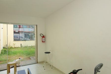 Apartamento para alugar com 30m², 1 quarto e sem vagaÁrea comum - Salão de festas