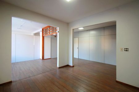 Casa para alugar com 700m², 5 quartos e 2 vagasSuite 1