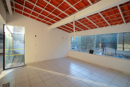 Casa para alugar com 700m², 5 quartos e 2 vagasSala multiuso