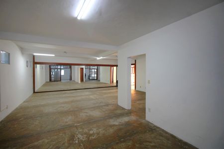 Casa para alugar com 700m², 5 quartos e 2 vagasSala