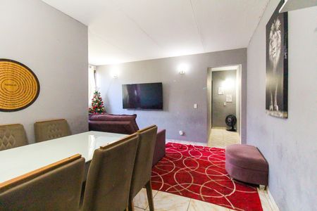 Sala de apartamento à venda com 3 quartos, 72m² em Itaquera, São Paulo