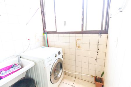 Apartamento à venda com 72m², 3 quartos e 1 vagaÁrea de Serviço