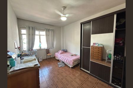 Apartamento para alugar com 79m², 2 quartos e 1 vagaQuarto