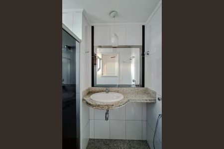 Apartamento à venda com 73m², 3 quartos e 2 vagas Apartamento à venda com 73m², 3 quartos e 2 vagasBanheiro da Suíte