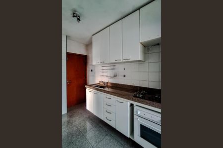 Apartamento à venda com 73m², 3 quartos e 2 vagas Apartamento à venda com 73m², 3 quartos e 2 vagasCozinha