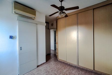 Apartamento à venda com 73m², 3 quartos e 2 vagas Apartamento à venda com 73m², 3 quartos e 2 vagasQuarto 3 - Suíte