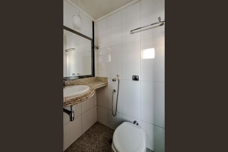 Apartamento à venda com 73m², 3 quartos e 2 vagas Apartamento à venda com 73m², 3 quartos e 2 vagasBanheiro da Suíte