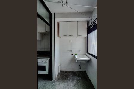 Apartamento à venda com 73m², 3 quartos e 2 vagas Apartamento à venda com 73m², 3 quartos e 2 vagasÁrea de Serviço