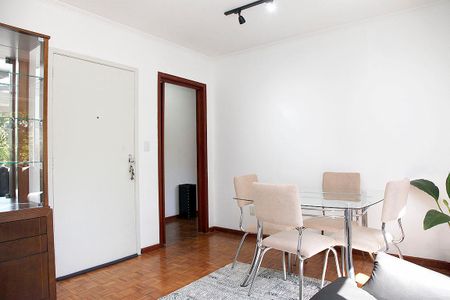Sala de apartamento para alugar com 3 quartos, 85m² em Santana, Porto Alegre