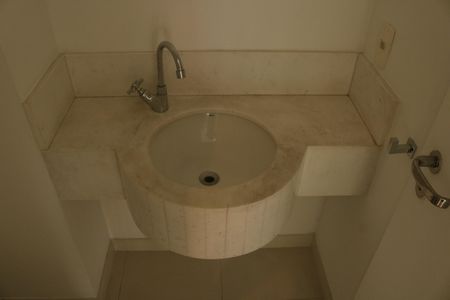 Apartamento para alugar com 163m², 3 quartos e 3 vagasLavabo