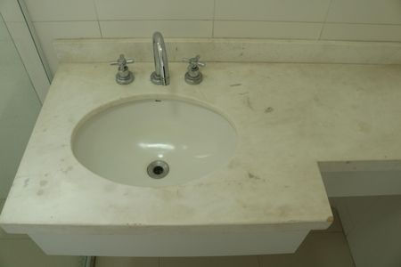 Apartamento para alugar com 163m², 3 quartos e 3 vagasBanheiro da Suíte 1