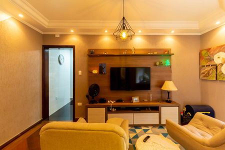 Casa para alugar com 300m², 4 quartos e 2 vagasSala de TV