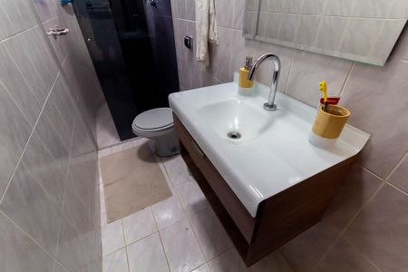 Casa para alugar com 300m², 4 quartos e 2 vagasBanheiro