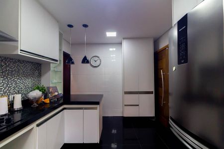 Casa para alugar com 300m², 4 quartos e 2 vagasCozinha