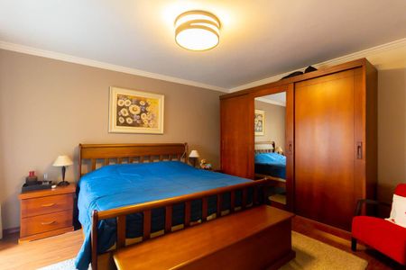 Casa para alugar com 300m², 4 quartos e 2 vagasSuíte