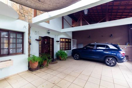 Casa para alugar com 300m², 4 quartos e 2 vagasGaragem