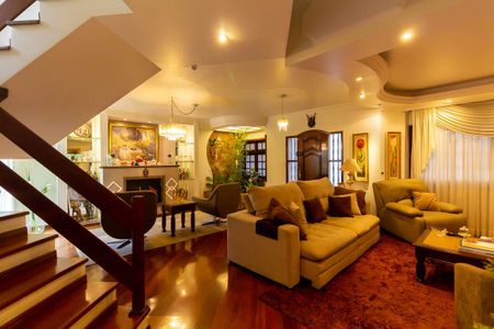 Sala de casa à venda com 3 quartos, 300m² em Vila California, São Paulo