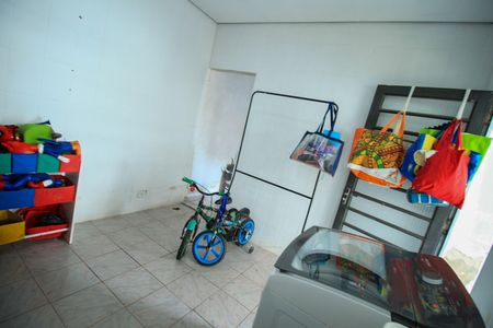 Casa à venda com 100m², 3 quartos e 2 vagas