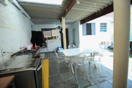 Casa à venda com 100m², 3 quartos e 2 vagas