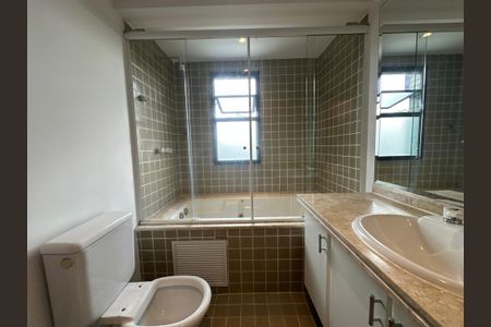 Apartamento para alugar com 211m², 4 quartos e 2 vagasBanheiro da Suíte 2