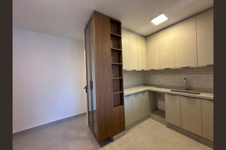 Apartamento para alugar com 211m², 4 quartos e 2 vagasCozinha