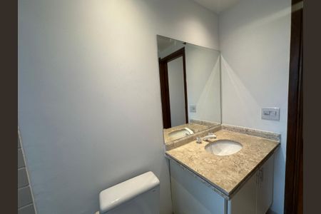 Apartamento para alugar com 211m², 4 quartos e 2 vagasBanheiro da Suíte 1