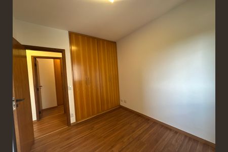 Apartamento para alugar com 211m², 4 quartos e 2 vagasQuarto 2