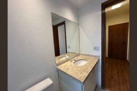 Apartamento para alugar com 211m², 4 quartos e 2 vagasBanheiro da Suíte 1