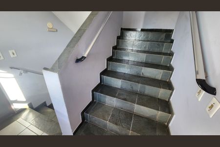 Apartamento para alugar com 124m², 3 quartos e 1 vagaEscada