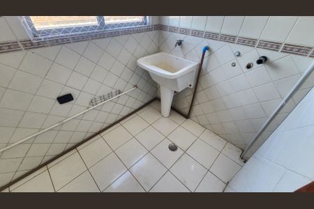 Apartamento para alugar com 124m², 3 quartos e 1 vagaÁrea de Serviço