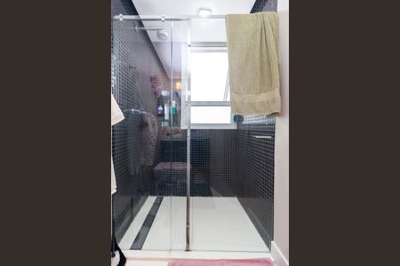 Apartamento à venda com 226m², 3 quartos e 3 vagasSuíte 3 - Banheiro