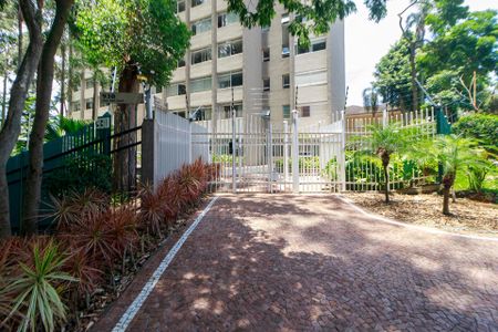 Apartamento à venda com 226m², 3 quartos e 3 vagasFachada