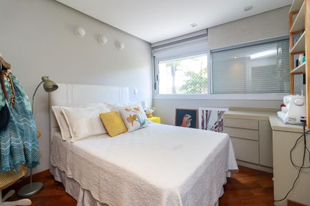 Apartamento à venda com 226m², 3 quartos e 3 vagasSuíte