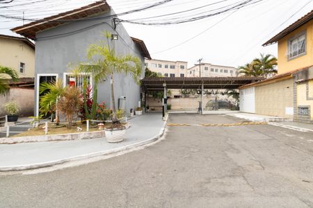 Casa de condomínio para alugar com 75m², 2 quartos e 2 vagas Casa de condomínio para alugar com 75m², 2 quartos e 2 vagasFachada e portaria