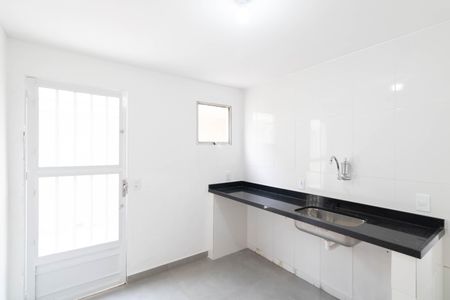 Casa de condomínio para alugar com 75m², 2 quartos e 2 vagas Casa de condomínio para alugar com 75m², 2 quartos e 2 vagasCozinha