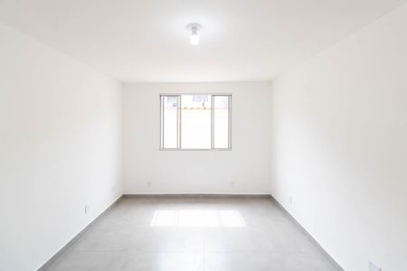 Casa de condomínio para alugar com 75m², 2 quartos e 2 vagas Casa de condomínio para alugar com 75m², 2 quartos e 2 vagasSala